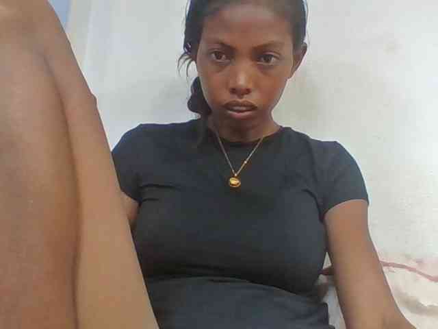 Layah7 webcam
