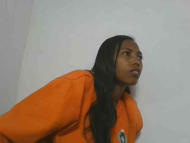 Layah7 webcam
