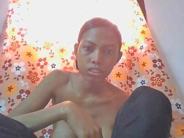 Layah7
