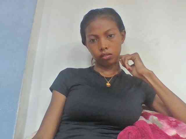 Layah7 webcam