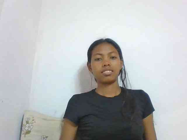 Layah7