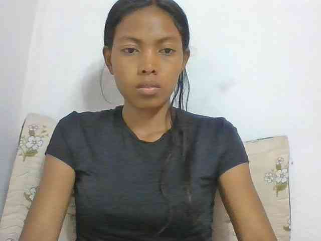 Layah7
