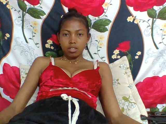 Layah7 webcam