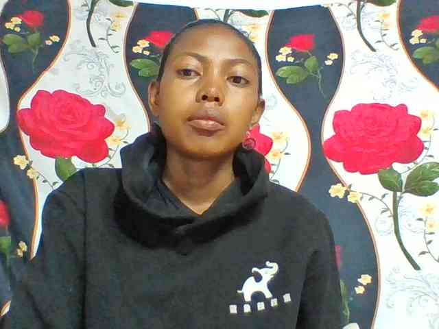 Layah7 webcam