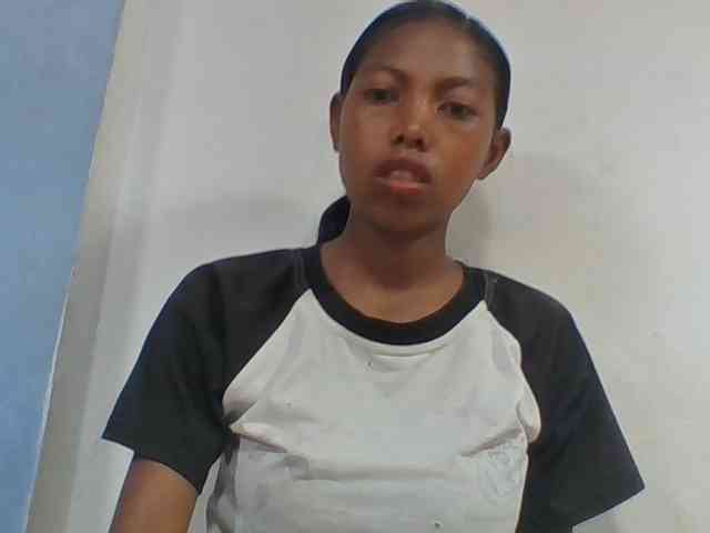Layah7 webcam