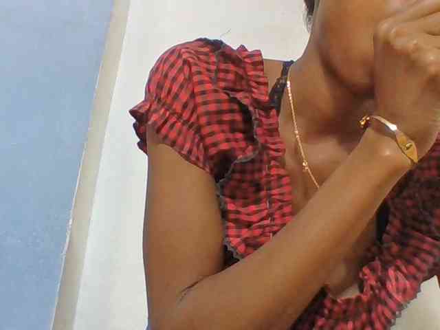 Layah7 webcam