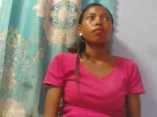 Layah7 webcam