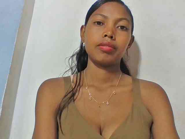 Layah7 webcam
