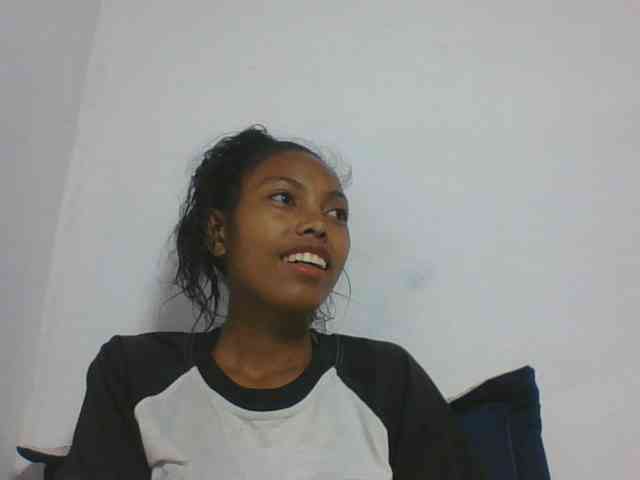 Layah7