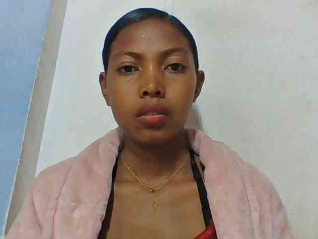 Layah7 webcam