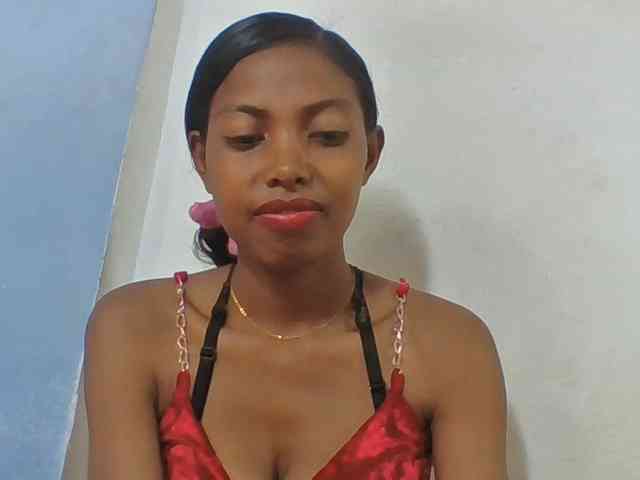 Layah7 webcam