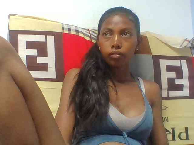 Layah7 webcam