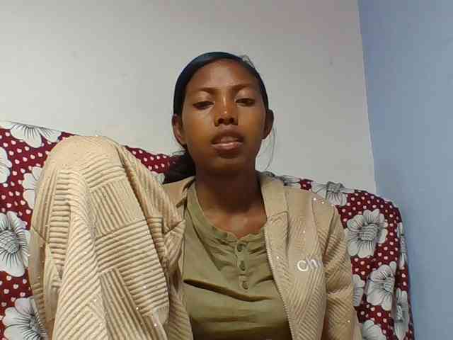 Layah7 webcam
