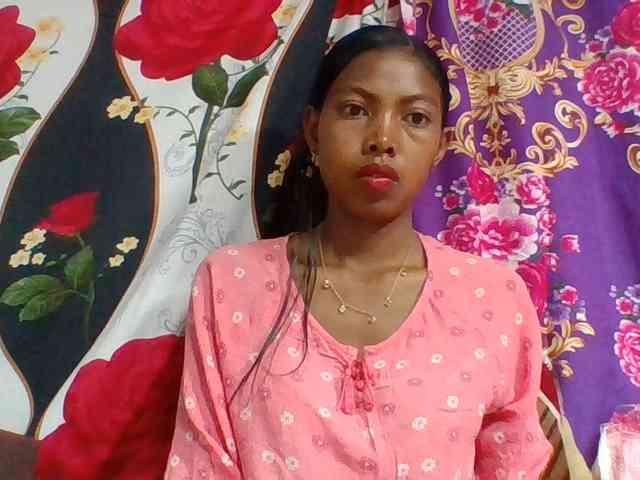 Layah7 webcam