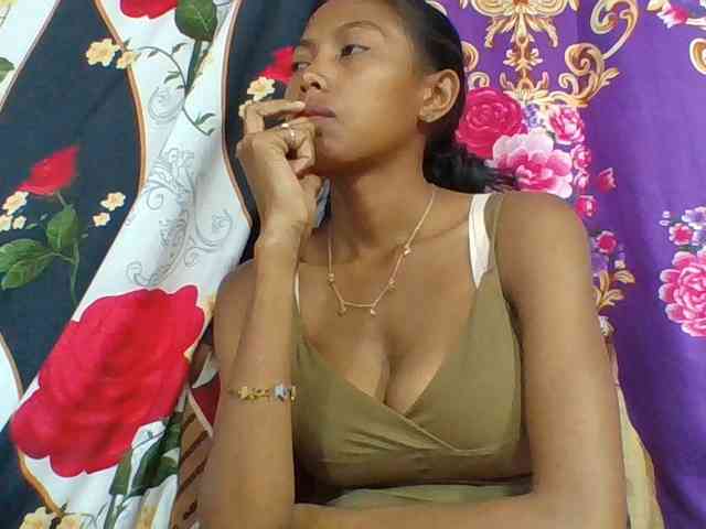 Layah7 webcam