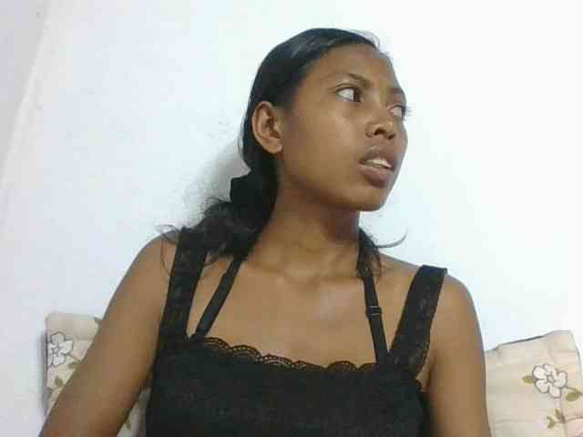 Layah7 webcam
