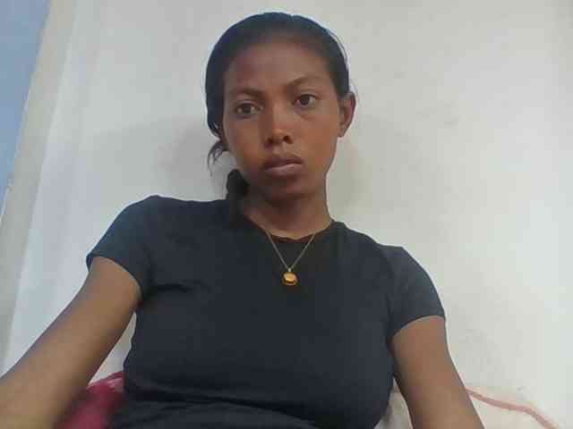 Layah7 webcam