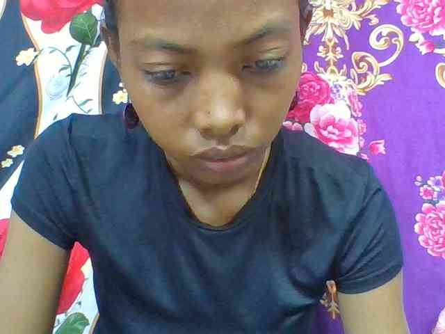 Layah7