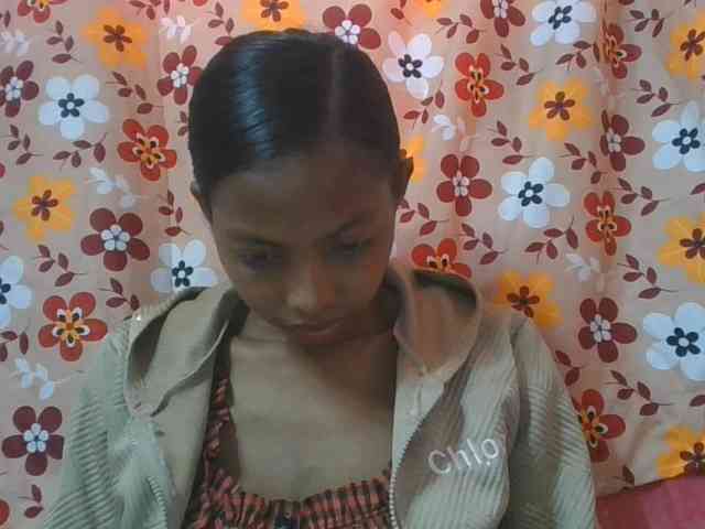 Layah7