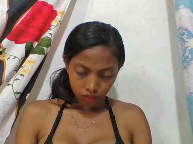 Layah7 webcam