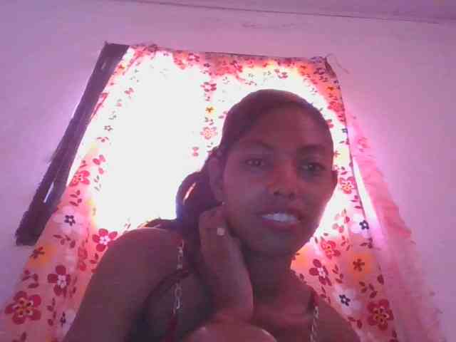 Layah7