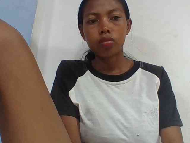 Layah7