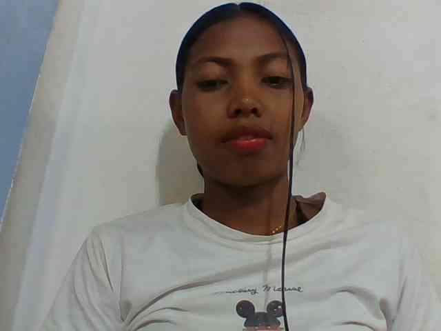 Layah7 webcam