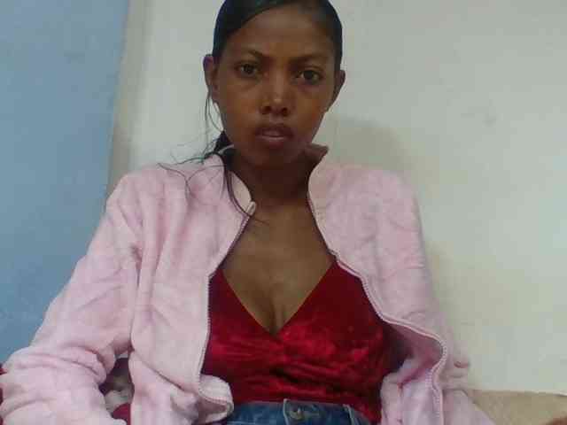 Layah7 webcam