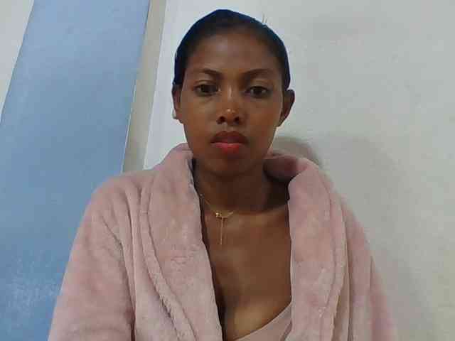 Layah7 webcam