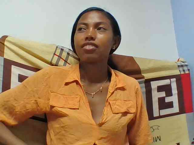 Layah7 webcam