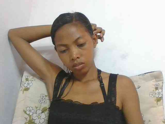 Layah7