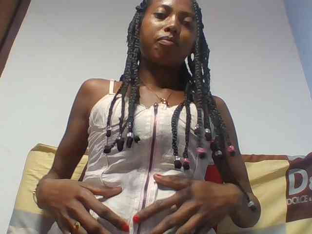 Layah7 webcam