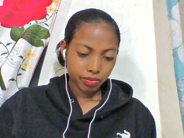 Layah7 webcam