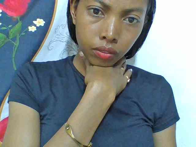 Layah7 webcam