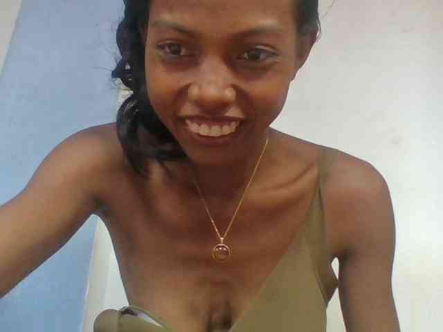 Layah7 webcam