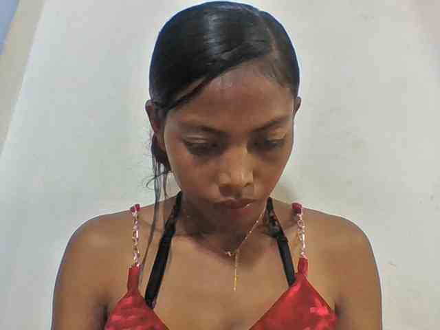 Layah7