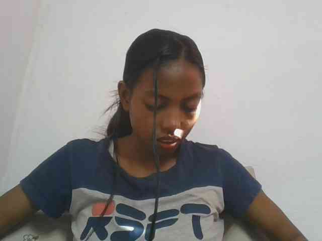 Layah7 webcam