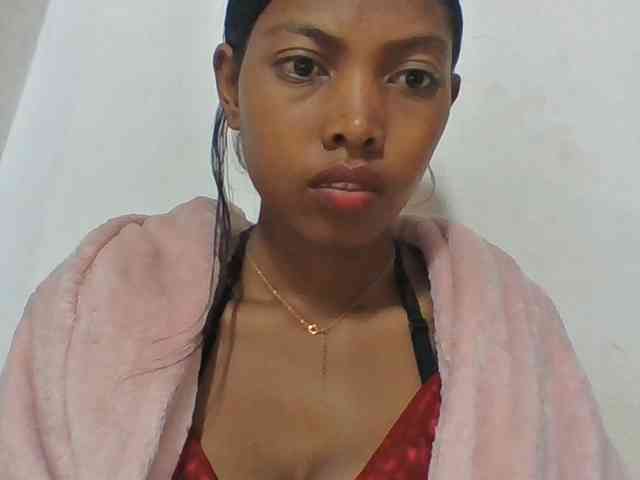 Layah7 webcam