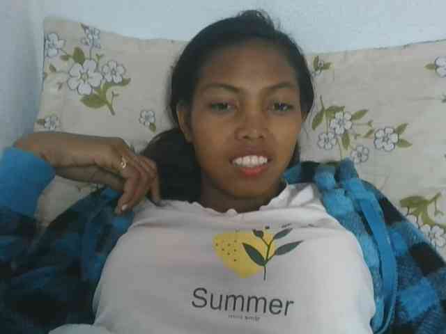 Layah7