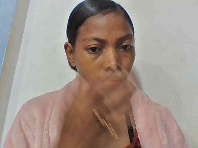 Layah7 webcam