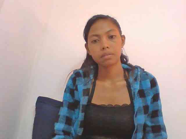 Layah7 webcam