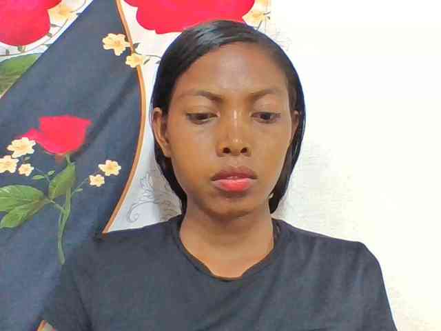 Layah7 webcam