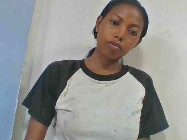 Layah7 webcam