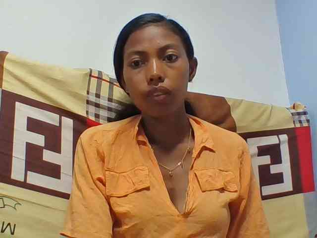 Layah7 webcam