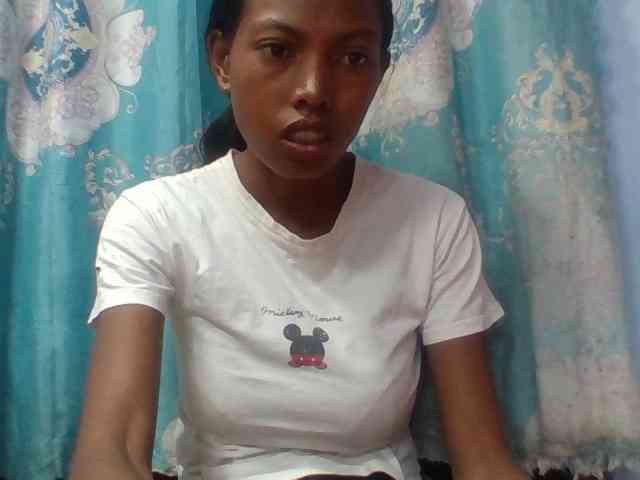 Layah7 webcam