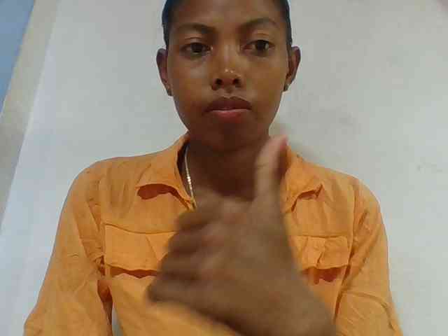 Layah7 webcam