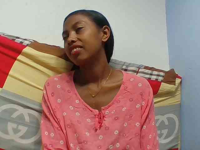 Layah7 webcam