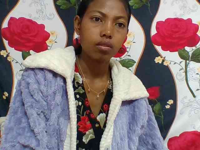 Layah7 webcam