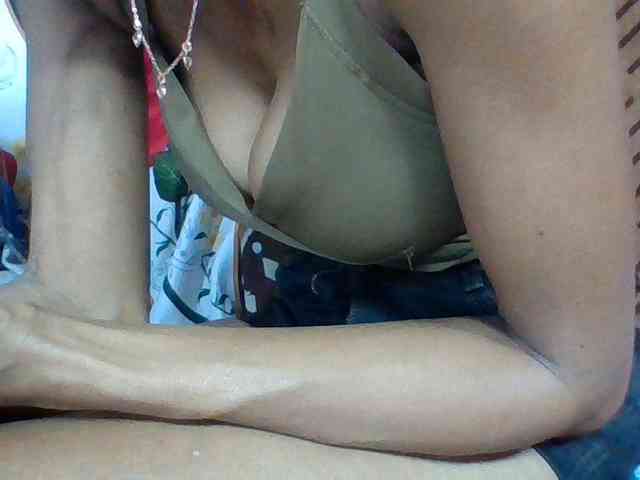 Layah7 webcam