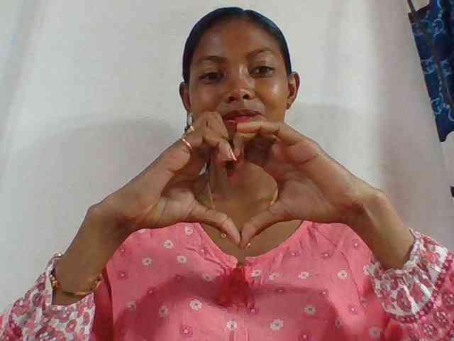Layah7 webcam